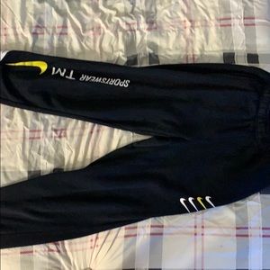 Nike sweats US youth XL